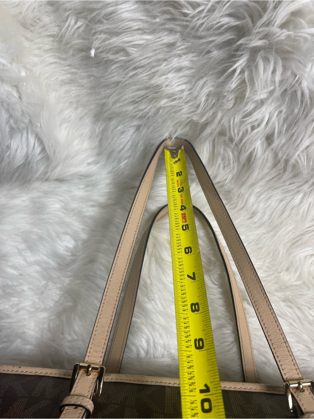 Michael Kors Brown MK Logo Tote with leather Beige Trim& straps - Picture 8 of 13